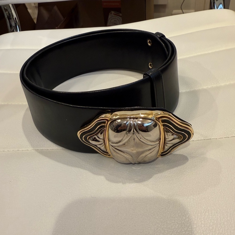 Judith Leiber black leather belt with gold/silver details - Picture 8 of 12